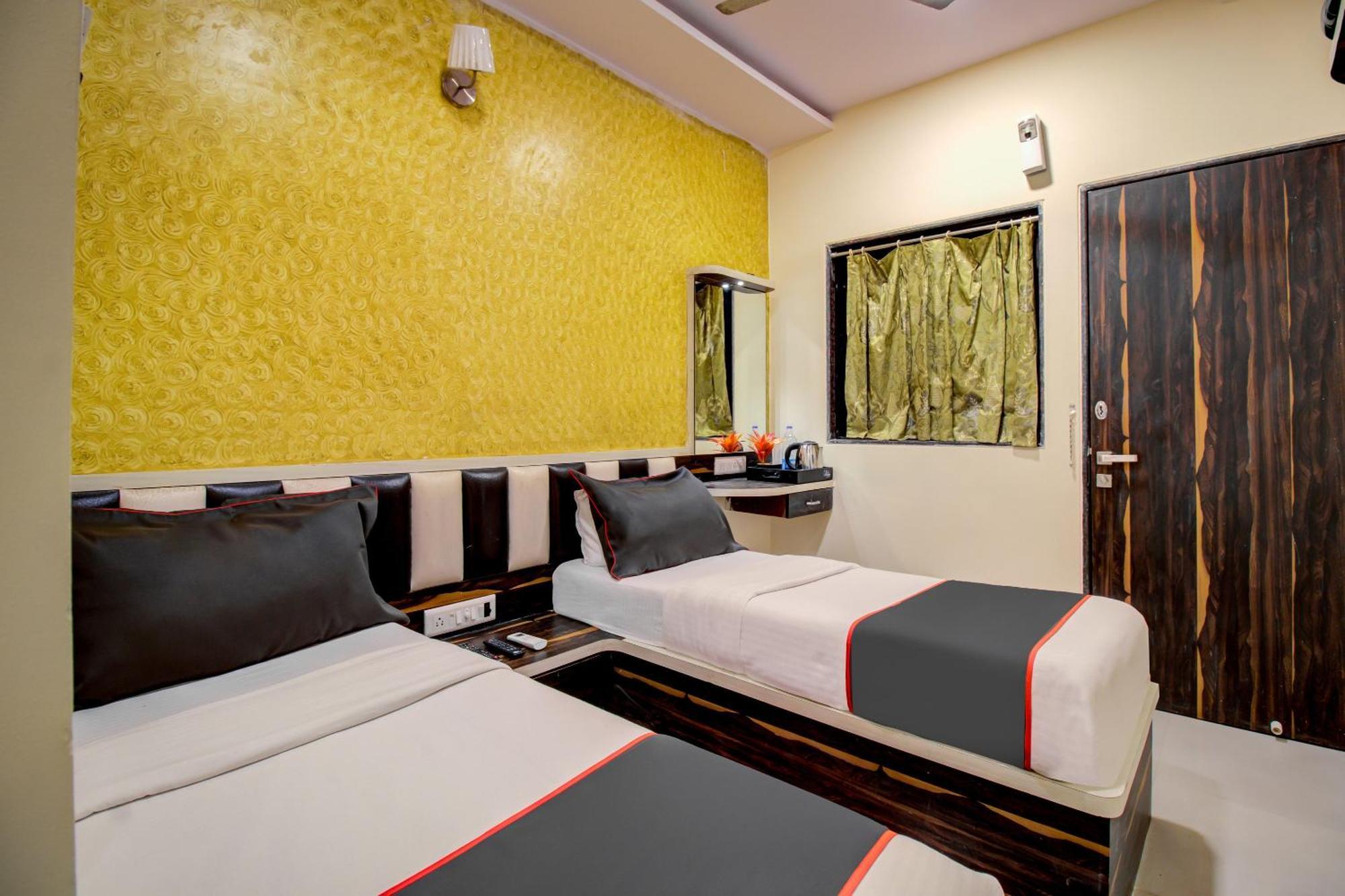Hotel Collection O Golden Tulipz Boutique Bombay Exterior foto